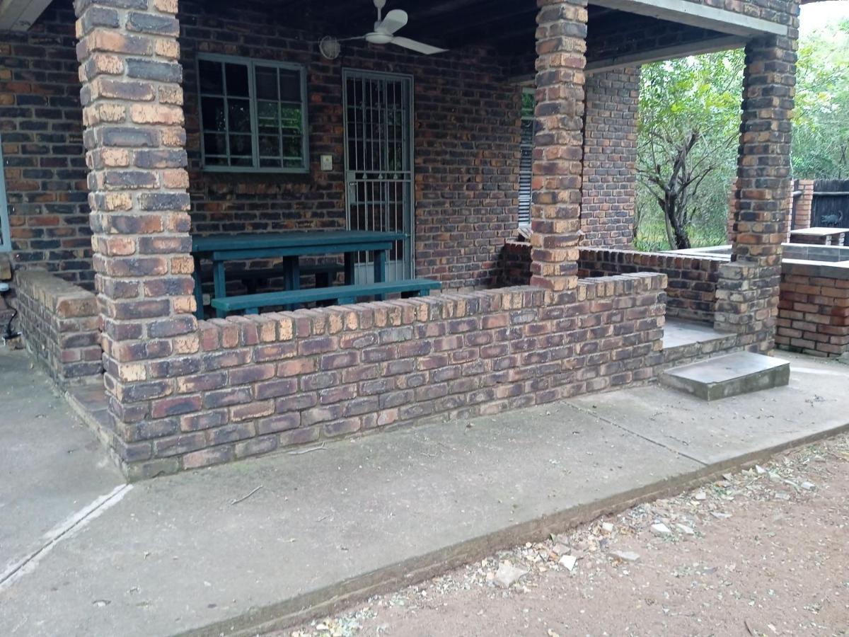 African Sky Marloth Park Exterior foto